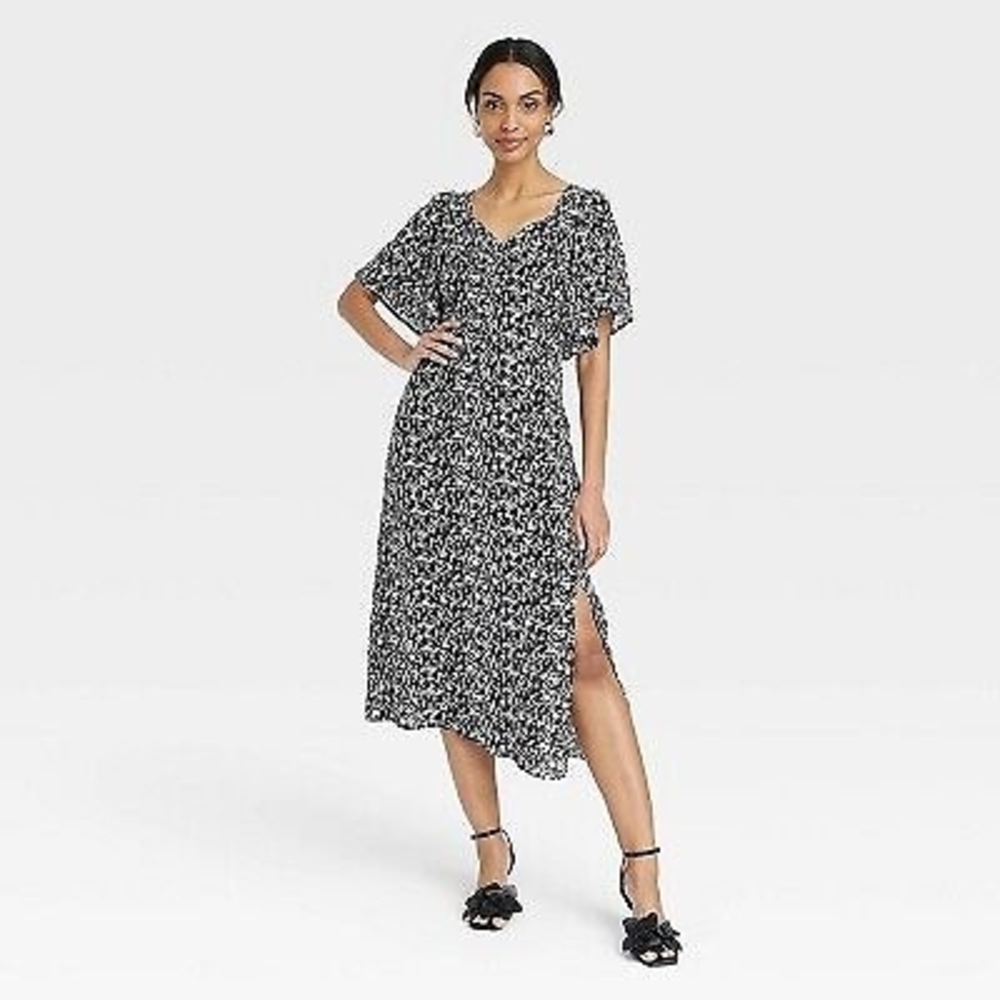 A New Day Crepe Flutter Sleeve Black And White Floral Dress